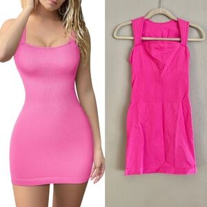 OQQ Dress Size Medium Pink Ribbed Fitted Sexy Square Neck Sleeveless Bodycon